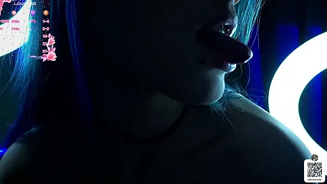 EvelyynLopez online show from March 9, 1:37 pm