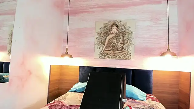 MelaniieRoux online show from February 21, 7:27 pm