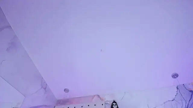 Snapshot of MelaniieRoux chatting on October 27, 7:37 pm MelaniieRoux online show from October 27, 7:37 pm