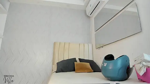 miranda villa online show from March 31, 12:18 pm