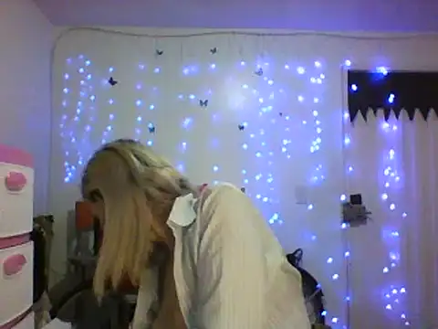 alixia81 online show from March 11, 9:56 am