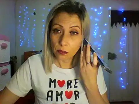 alixia81 online show from March 4, 2:27 am