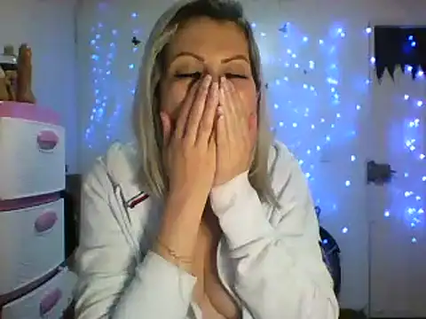 alixia81 online show from February 22, 2:28 am