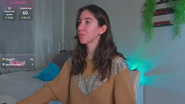 Snapshot of Belle_Via chatting on November 13, 4:00 pm Belle Via online show from November 13, 4:00 pm