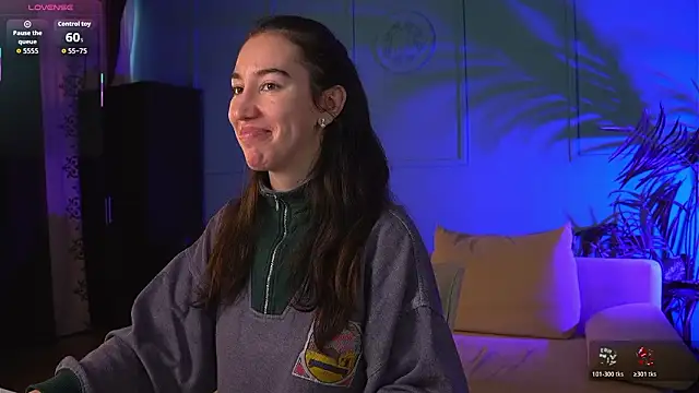 Belle Via online show from March 11, 10:31 am