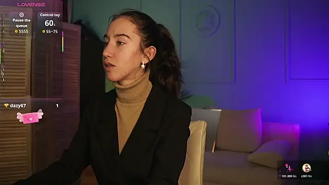 Snapshot of Belle_Via chatting on November 14, 3:37 pm Belle Via online show from November 14, 3:37 pm