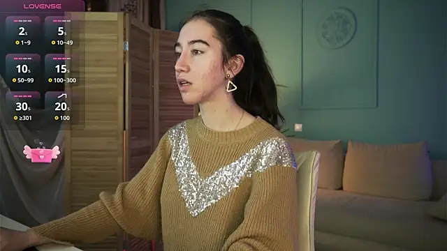 Snapshot of Belle_Via chatting on November 29, 4:40 pm Belle Via online show from November 29, 4:40 pm