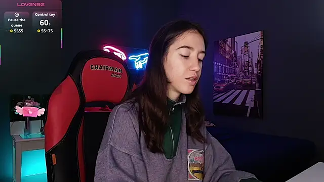 Snapshot of Belle_Via chatting on November 23, 10:14 am Belle Via online show from November 23, 10:14 am