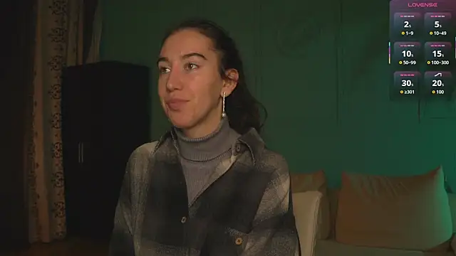 Belle Via online show from April 24, 4:53 pm