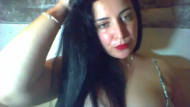 Snapshot of Selena_Selly7 chatting on December 23, 10:01 pm Selena Selly7 online show from December 23, 10:01 pm