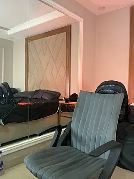 AaronCruz  online show from March 20, 11:06 pm