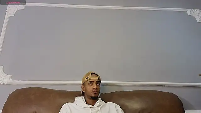 AaronCruz  online show from September 16, 1:01 pm