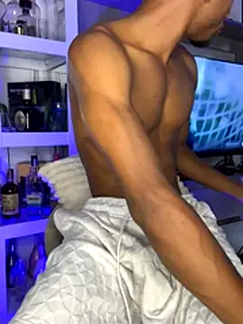 Snapshot of AaronCruz_ chatting on October 23, 2:27 pm AaronCruz online show from October 23, 2:27 pm