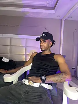 AaronCruz  online show from February 17, 2:38 pm