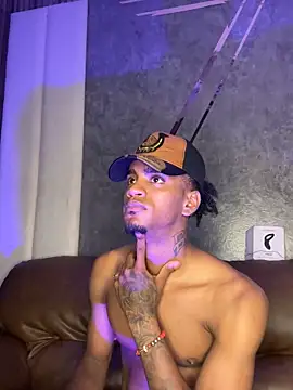 AaronCruz  online show from March 14, 1:37 am