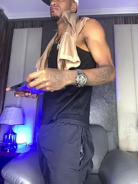 AaronCruz  online show from January 6, 7:51 pm