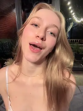 PollyAgata online show from December 3, 1:39 am