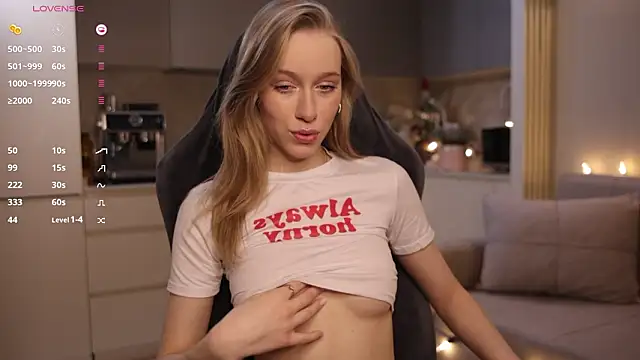 PollyAgata online show from February 21, 7:05 pm