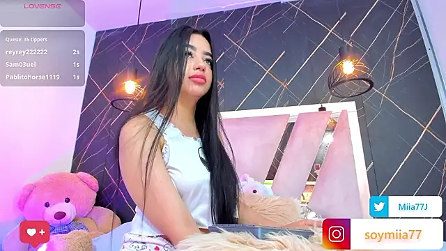 Snapshot of Miia77_ chatting on March 2, 7:15 am Miia77 online show from March 2, 7:15 am