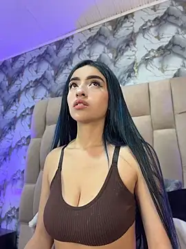 Snapshot of Kristin_Ramirez chatting on June 17, 2:00 am Kristin Ramirez online show from June 17, 2:00 am