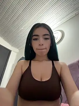 Snapshot of Kristin_Ramirez chatting on June 12, 6:27 pm Kristin Ramirez online show from June 12, 6:27 pm