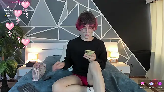 Max lover1 online show from March 19, 8:43 pm