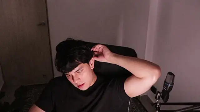 Tony Hoffa online show from February 10, 11:48 pm