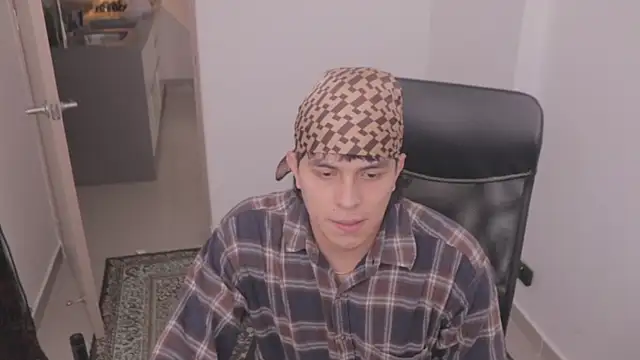 Tony Hoffa online show from November 6, 8:02 pm