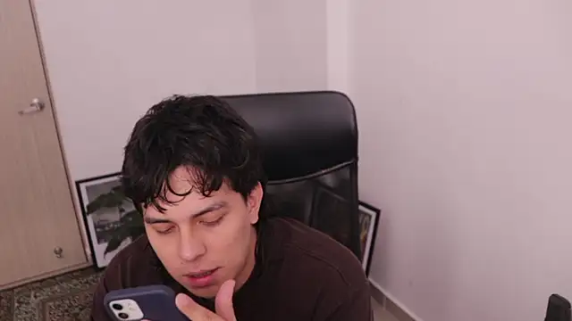 Tony Hoffa online show from April 12, 10:13 pm