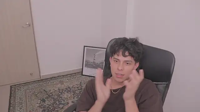 Tony Hoffa online show from December 19, 8:11 pm