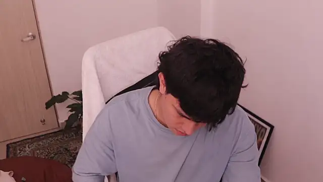 Tony Hoffa online show from April 4, 6:25 pm