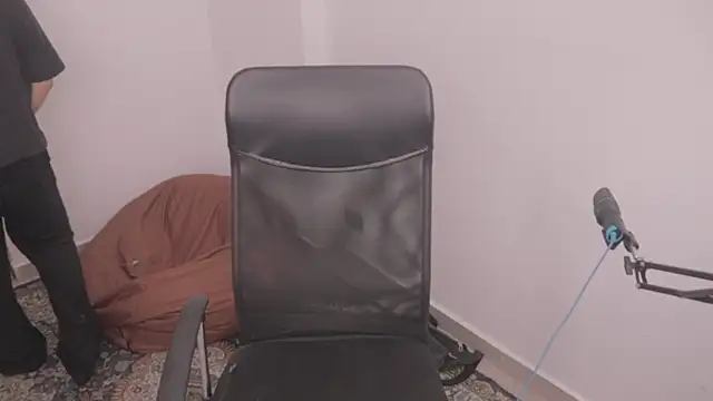 Tony Hoffa online show from December 1, 6:20 pm