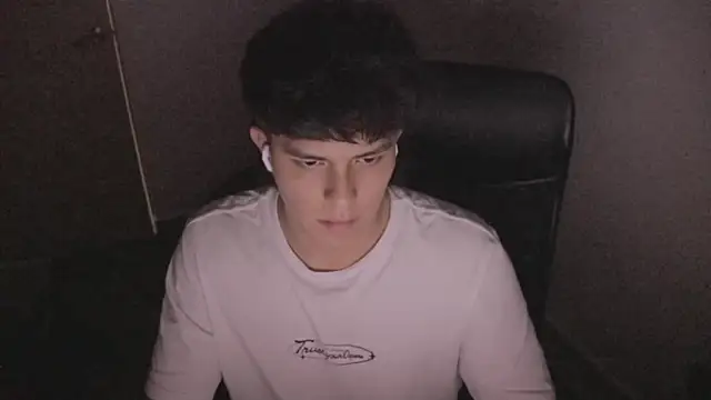 Tony Hoffa online show from December 13, 8:04 pm