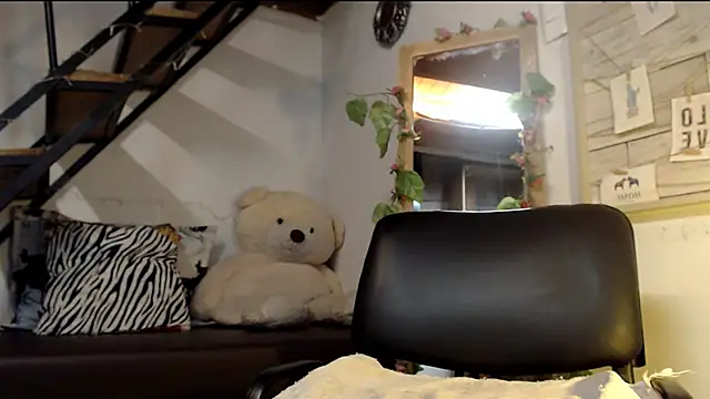 luna sky83 online show from February 23, 4:35 pm