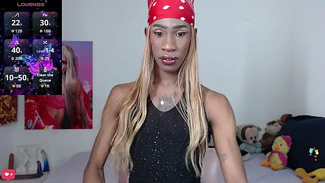 Snapshot of Kendall_Gil chatting on October 30, 6:12 am Kendall Gil online show from October 30, 6:12 am