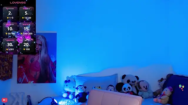 Snapshot of Kendall_Gil chatting on October 28, 4:02 am Kendall Gil online show from October 28, 4:02 am