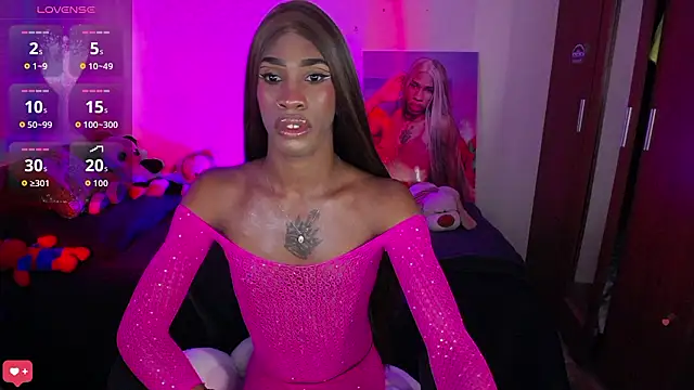 Snapshot of Kendall_Gil chatting on February 9, 8:18 pm Kendall Gil online show from February 9, 8:18 pm