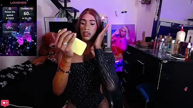 Kendall Gil online show from April 17, 6:44 pm