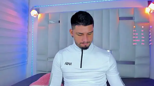 Jacoob19  online show from March 11, 12:17 pm