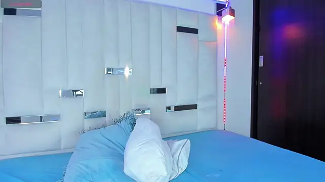 Jacoob19  online show from November 13, 12:53 pm