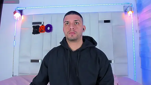 Jacoob19  online show from October 19, 3:42 am