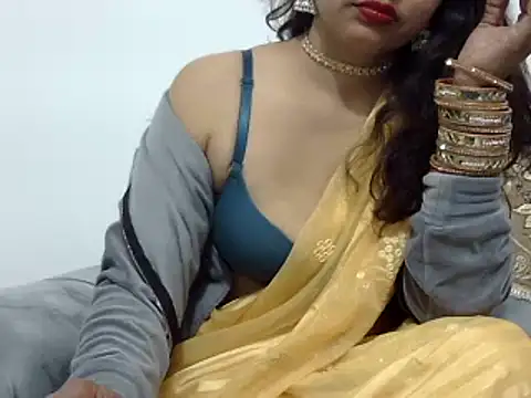 mishi kaur online show from February 12, 1:41 am
