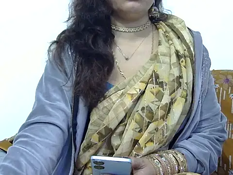 mishi kaur online show from January 26, 10:23 am