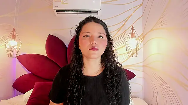 Snapshot of LottiCarter chatting on October 18, 11:56 am LottiCarter online show from October 18, 11:56 am