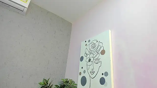 Tiffany mendez online show from March 28, 12:06 pm