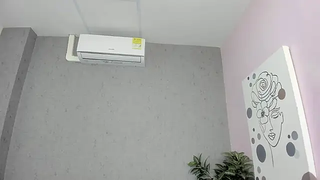 Tiffany mendez online show from February 27, 12:05 pm