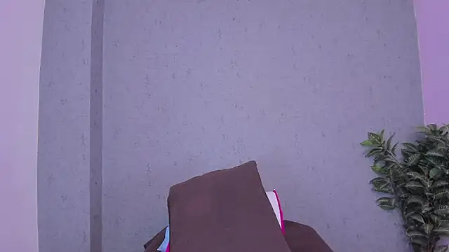 Tiffany mendez online show from April 16, 12:06 pm