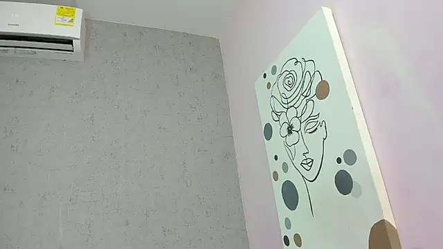 Tiffany mendez online show from October 1, 12:09 pm