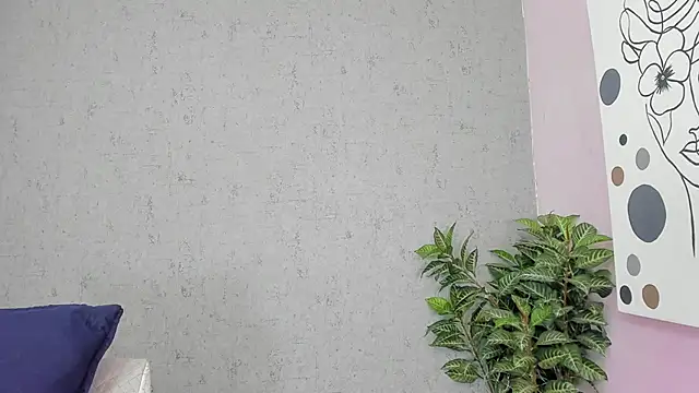 Tiffany mendez online show from March 7, 12:10 pm