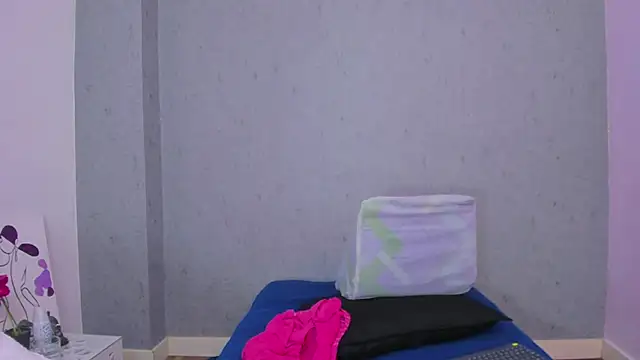 Tiffany mendez online show from October 25, 12:17 pm